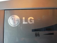 [8成新] 黃阿成~LG13公斤洗衣機洗衣機有輕微破損