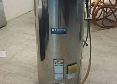 二手熱水器出售 櫻花牌50加侖電熱水器 591居家 家具