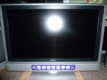 [8成新] BENQ明碁32吋液晶色彩鮮艷電視有輕微破損