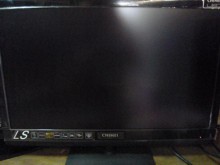 [8成新] 李太太~奇美24吋LED色彩鮮艷電視有輕微破損