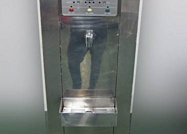 二手開飲機出售 台北二手家具 賀眾牌三用飲水機 591居家 家具