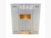 [95成新] A121209*白色鋼烤附燈展示收納櫃近乎全新