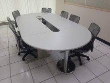 [95成新] 毅昌二手家具~買不到一個月會議桌會議桌近乎全新