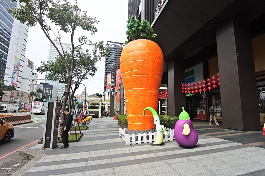 可以吹冷氣的菜市場?!-「第六市場」