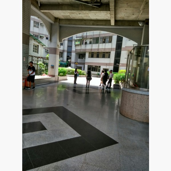 便宜竹東二重埔電梯藝術套房 附冷氣洗衣機 魔豆租屋免費刊登