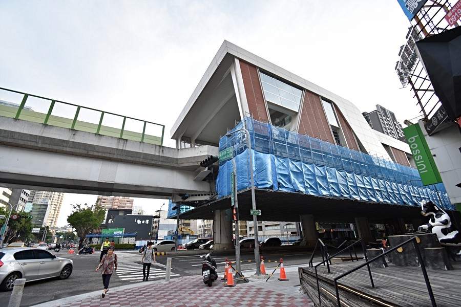 捷運綠線G6崇德文心站